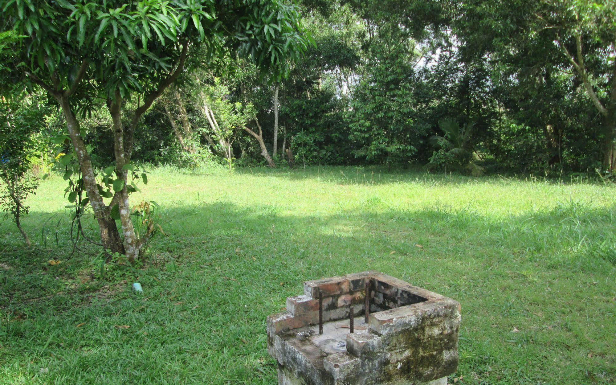 Villa Dadap Bandar Seri Begawan Exterior foto